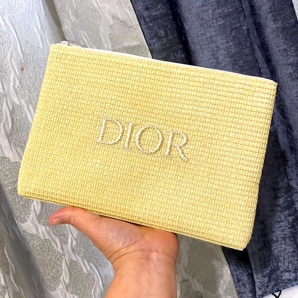 Dior Raffia Cosmetic Pouch - Picture 10 of 10